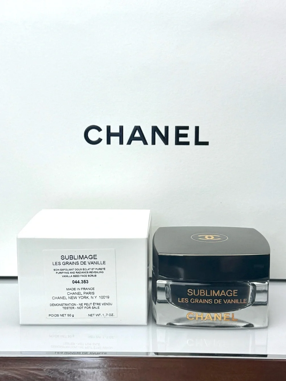 Chanel Sublimage Les Grains de Vanille Facial Scrub Full Size 1.7 BNIB